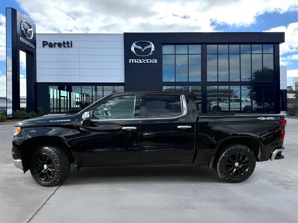 2023 Chevrolet Silverado 1500 LTZ photo 2