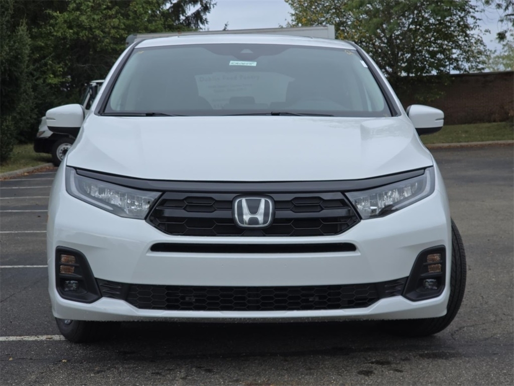 2026 Honda Odyssey Touring photo 11