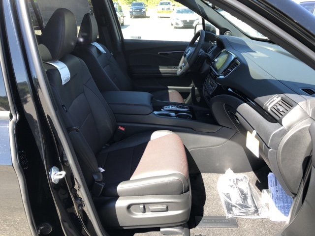 2025 Honda Ridgeline Black Edition photo 29