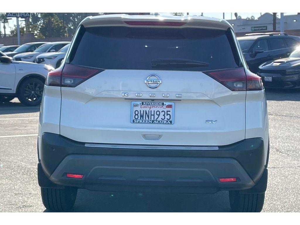 2021 Nissan Rogue SV photo 4