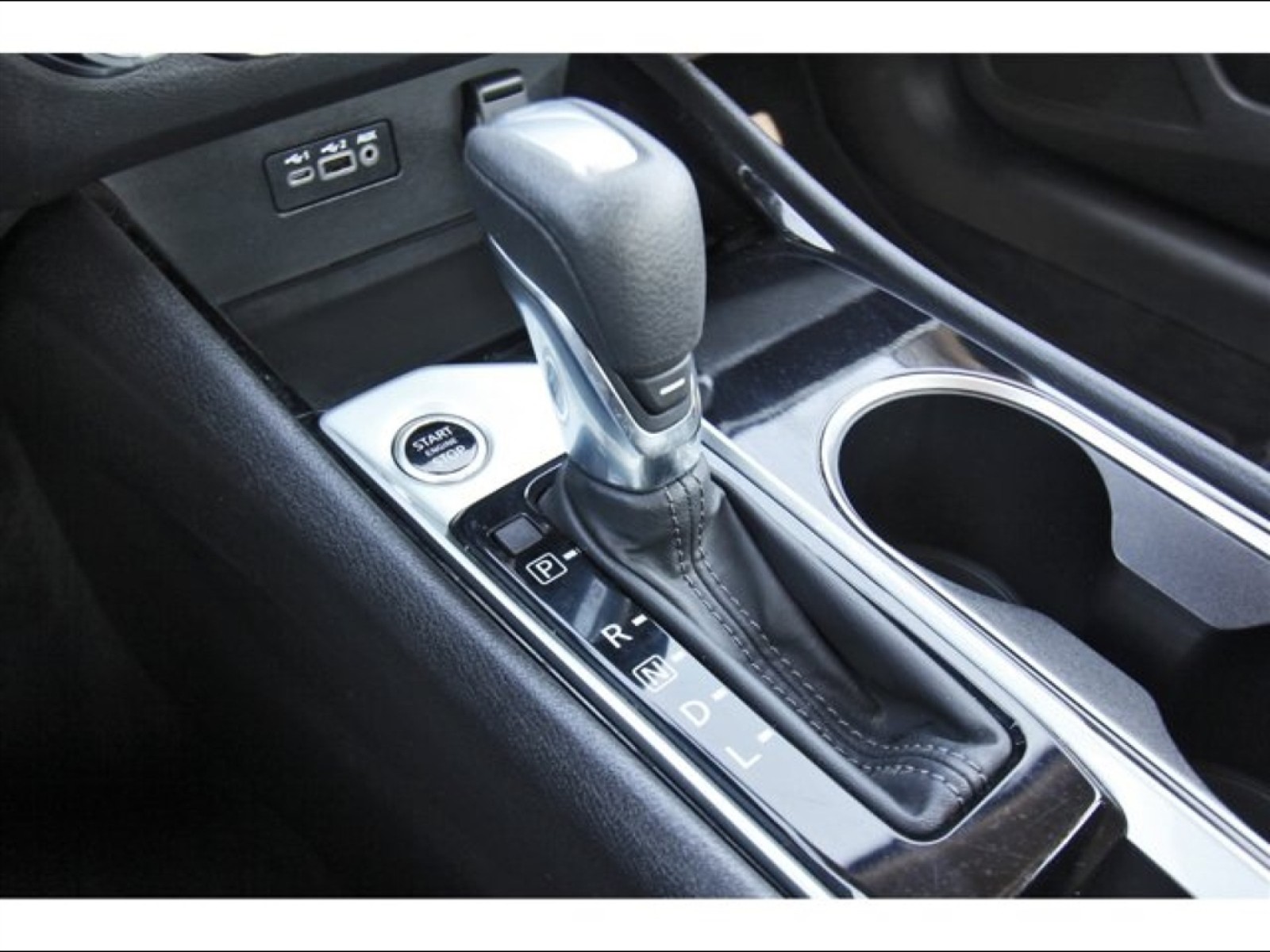 2024 Nissan Altima 2.5 SV Gray at Robbins Nissan