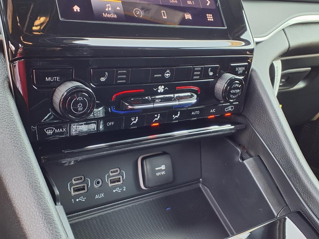 2025 Jeep Grand Cherokee Altitude X photo 5