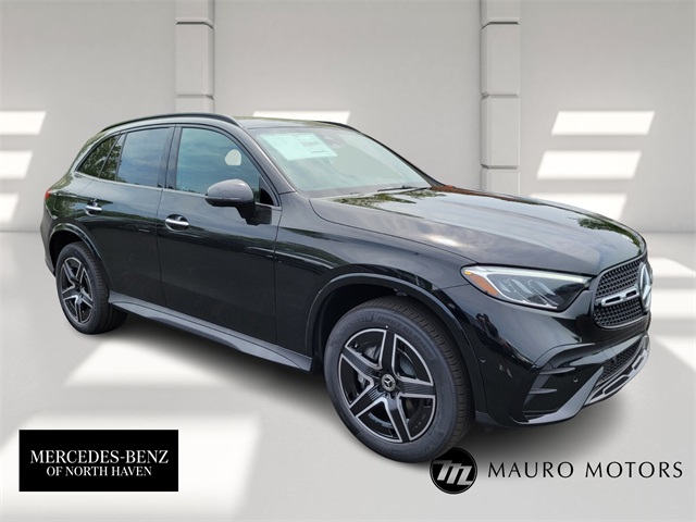 2025 Mercedes-Benz GLC Base's photo