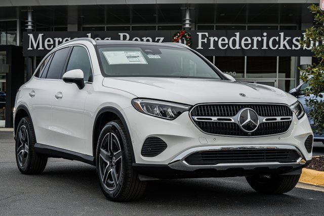 2026 Mercedes-Benz GLC Base's photo