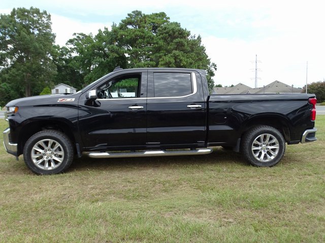 2020 Chevrolet Silverado 1500 LTZ photo 3