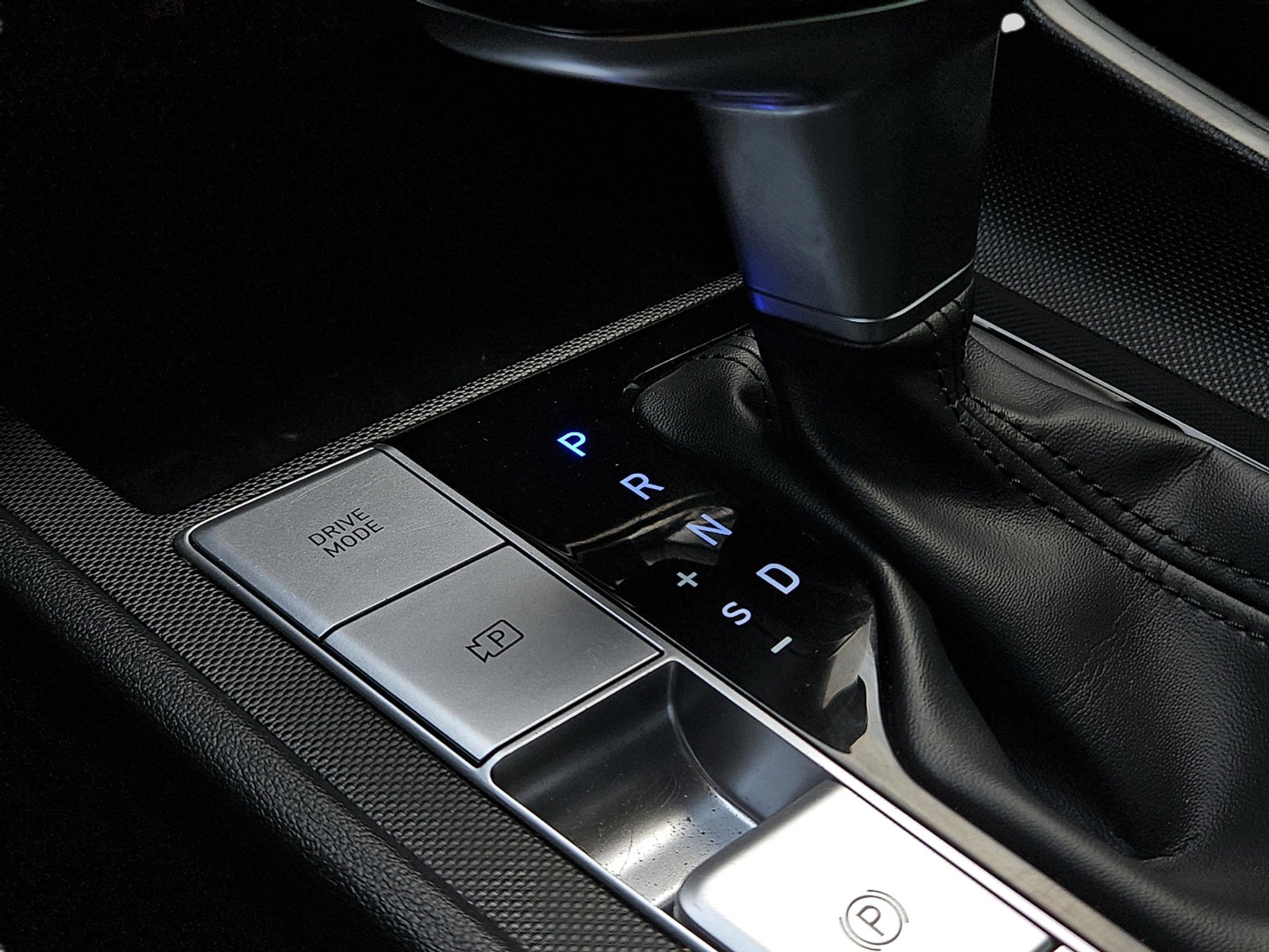2023 Hyundai Elantra Limited photo 30