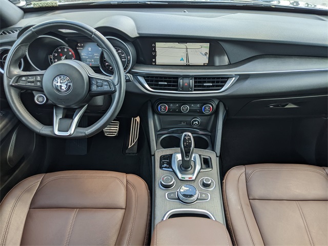 2022 Alfa Romeo Stelvio Ti photo 10