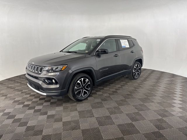 2023 Jeep Compass Limited photo 3