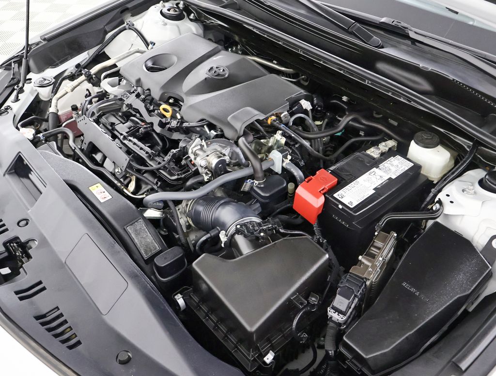 2023 Toyota Camry SE photo 17