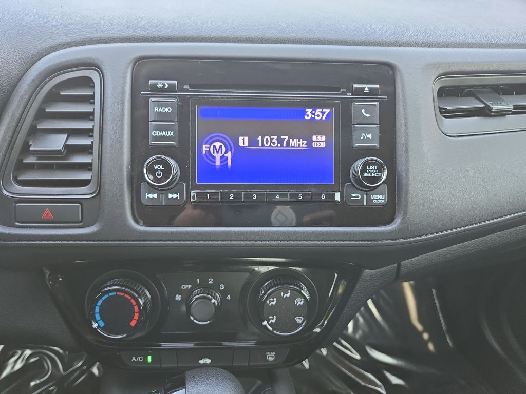 2018 Honda HR-V LX photo 18