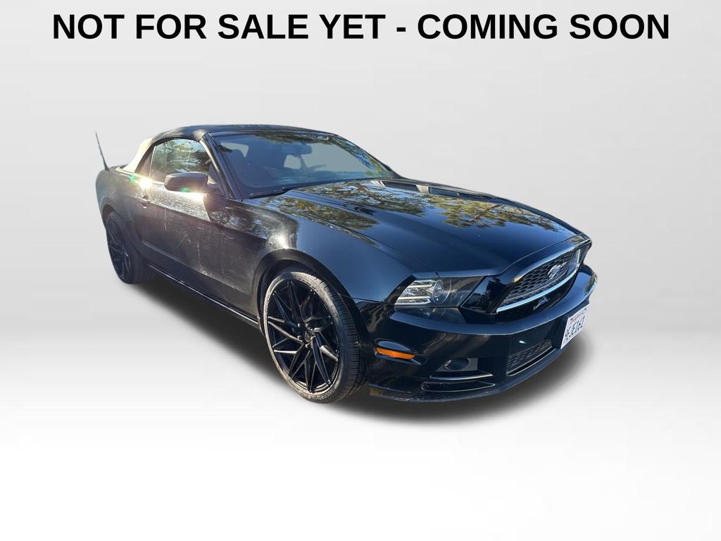 2014 Ford Mustang V6