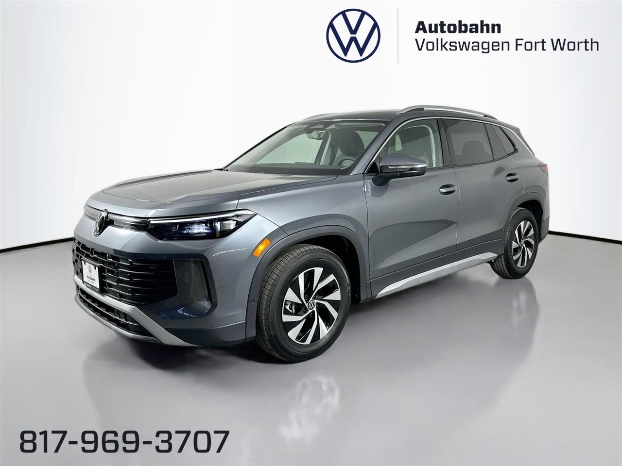 2026 Volkswagen Tiguan S's photo