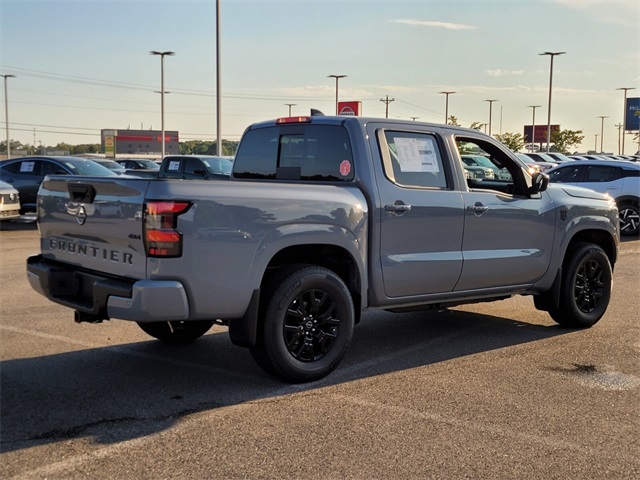 2026 Nissan Frontier Crew Cab SV photo 3