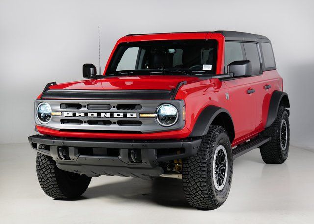 2024 Ford Bronco 4-Door Big Bend's photo