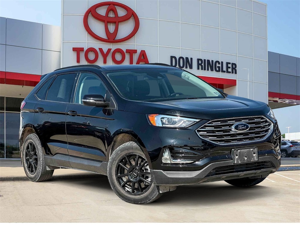 2022 Ford Edge SE