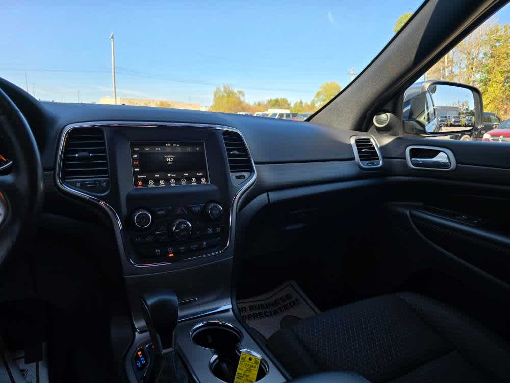 2021 Jeep Grand Cherokee Laredo E photo 14
