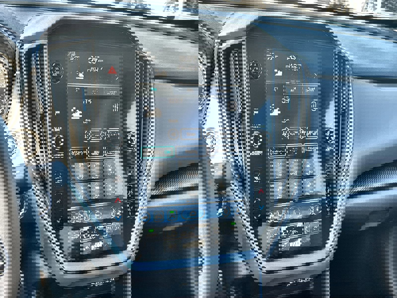 2025 Subaru Crosstrek Limited photo 17