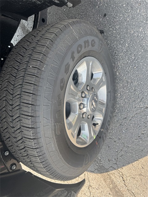 2025 Ram 2500 Big Horn photo 8