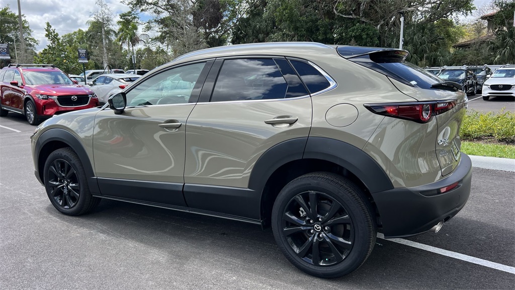 2024 Mazda CX-30 2.5 Turbo Carbon photo 11