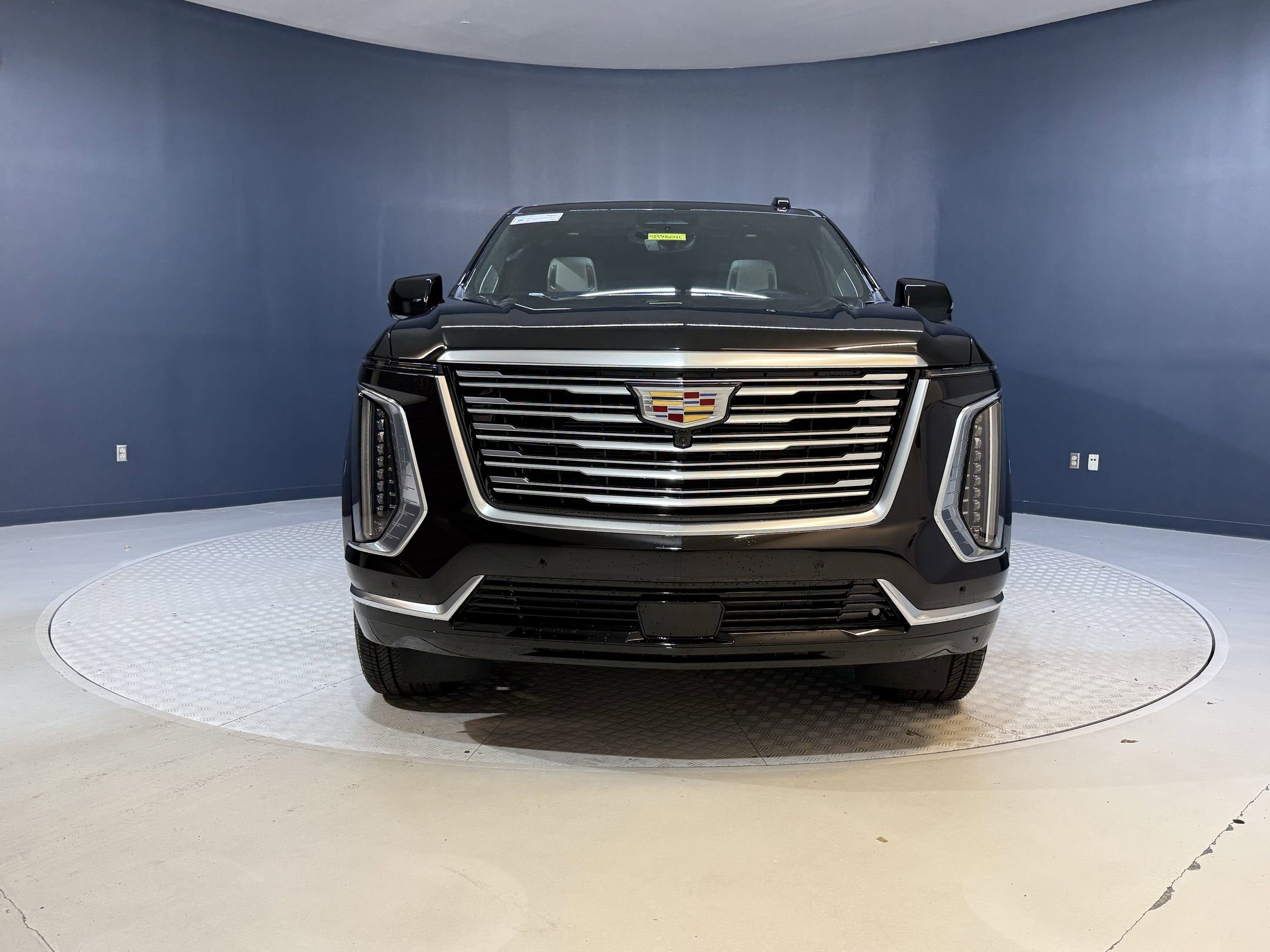 2025 Cadillac Escalade ESV Premium Luxury Platinum photo 4