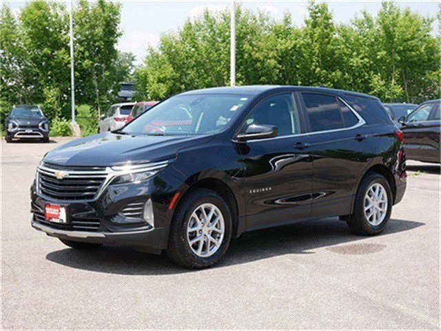 2024 Chevrolet Equinox LT photo 3