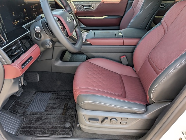 2026 Infiniti QX80 photo 24