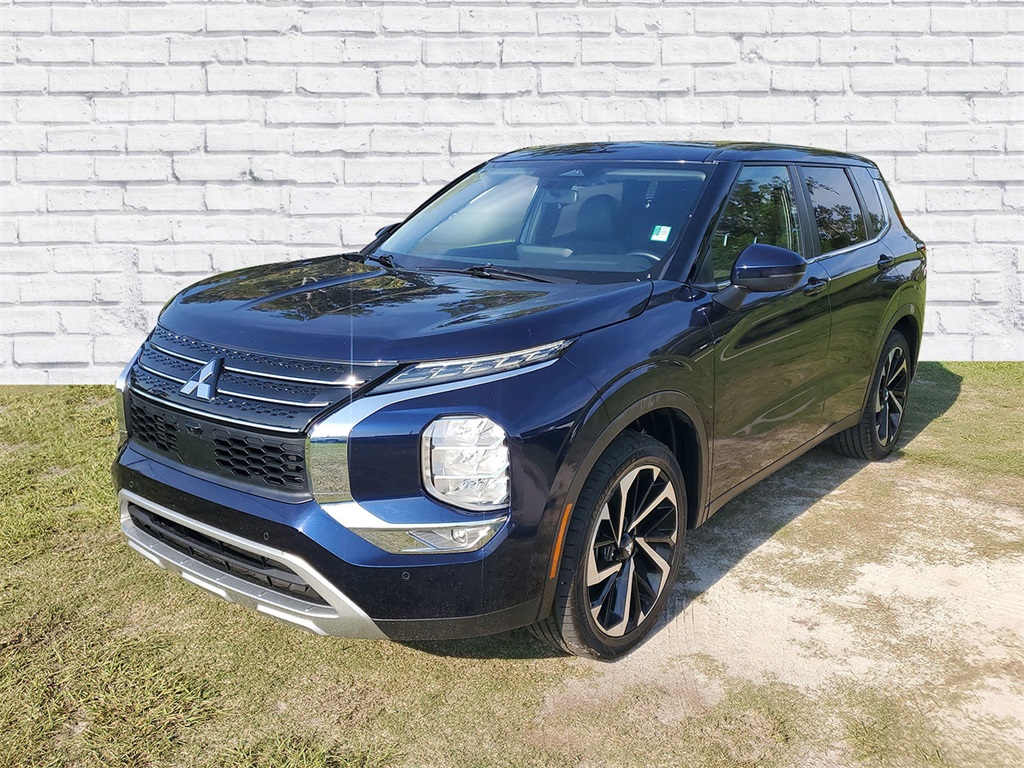 2024 Mitsubishi Outlander SE photo 4