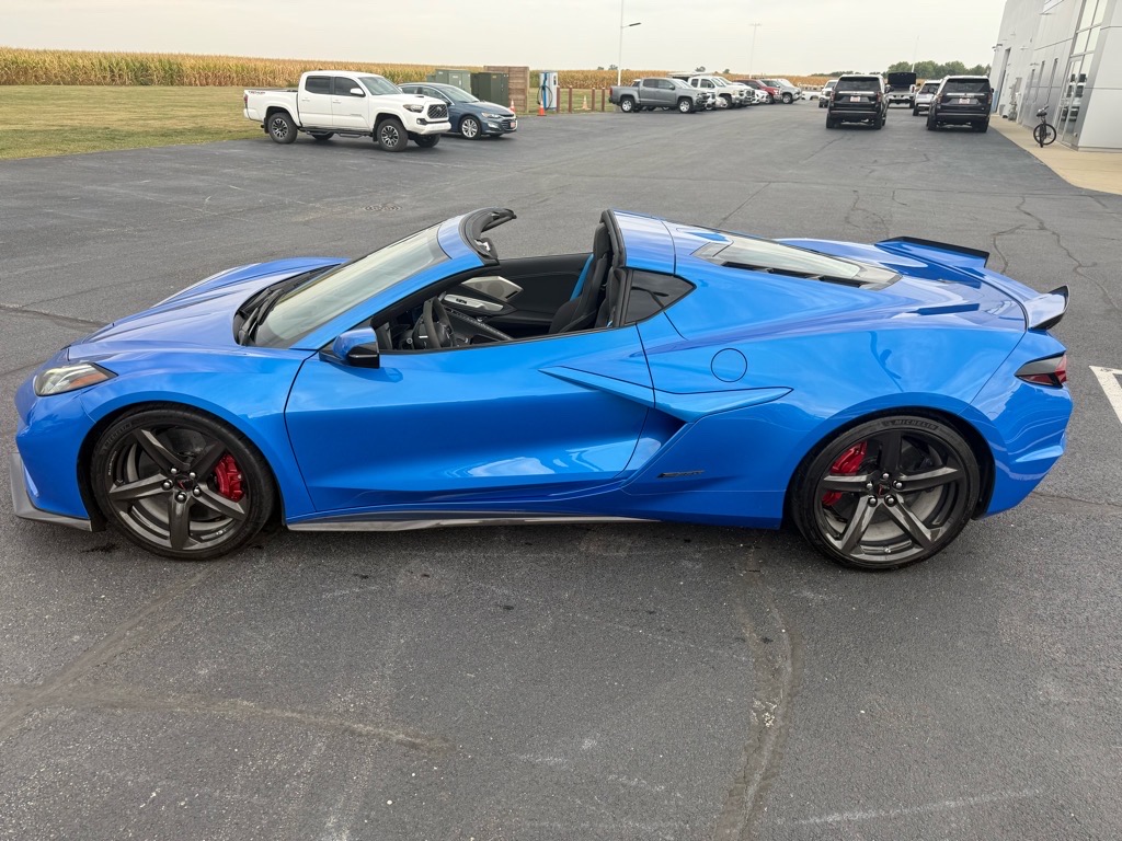 2024 Chevrolet Corvette E-Ray 2LZ photo 15