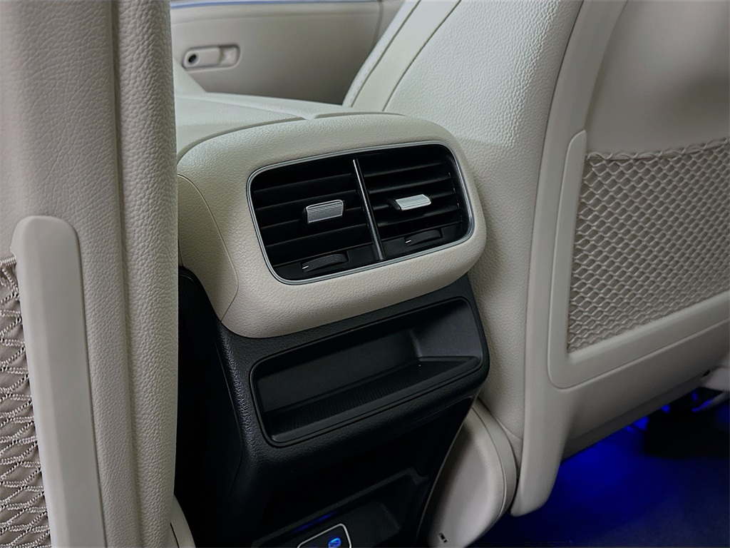 2026 Mercedes Benz GLE 450 4MATIC photo 24