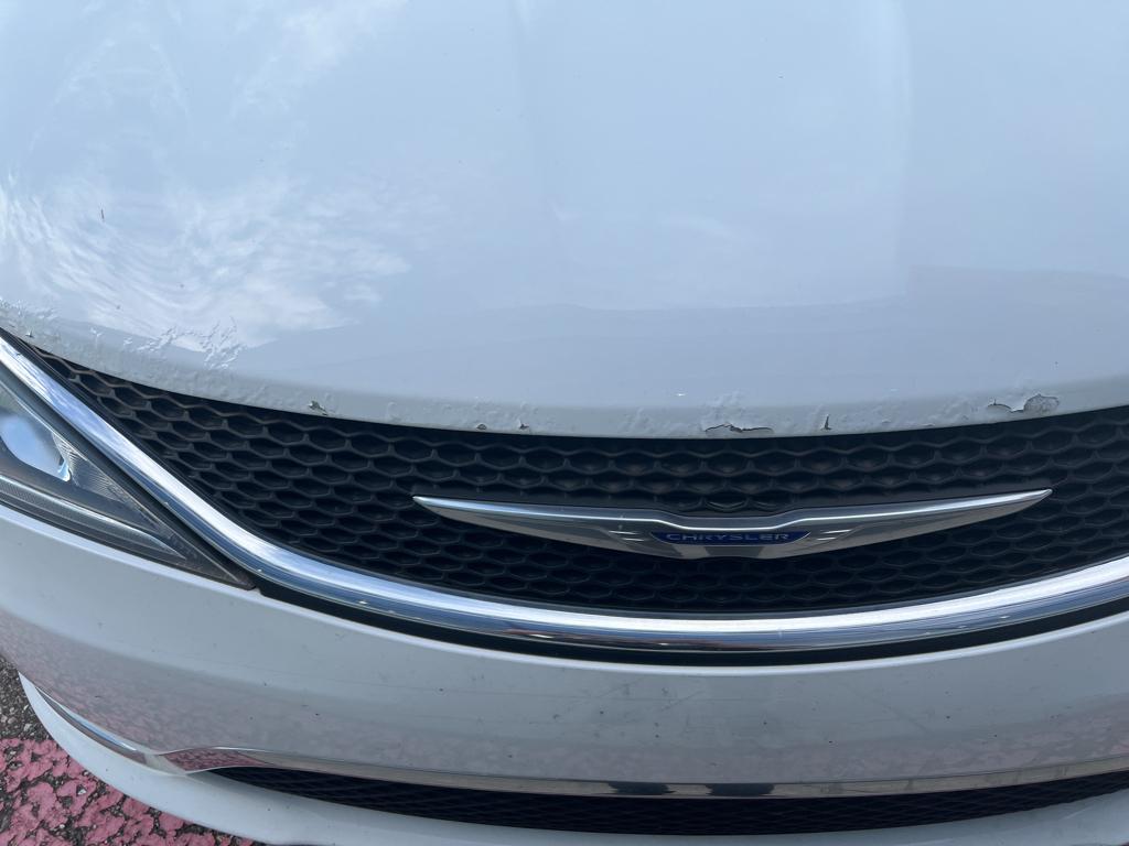 2019 Chrysler Pacifica Limited photo 2