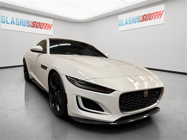 Used 2021 White Jaguar R-Dynamic image 1