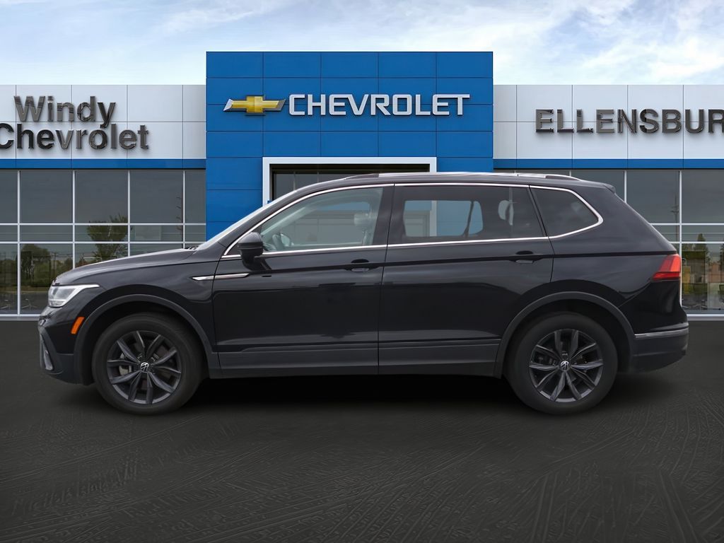 2022 Volkswagen Tiguan SE photo 4
