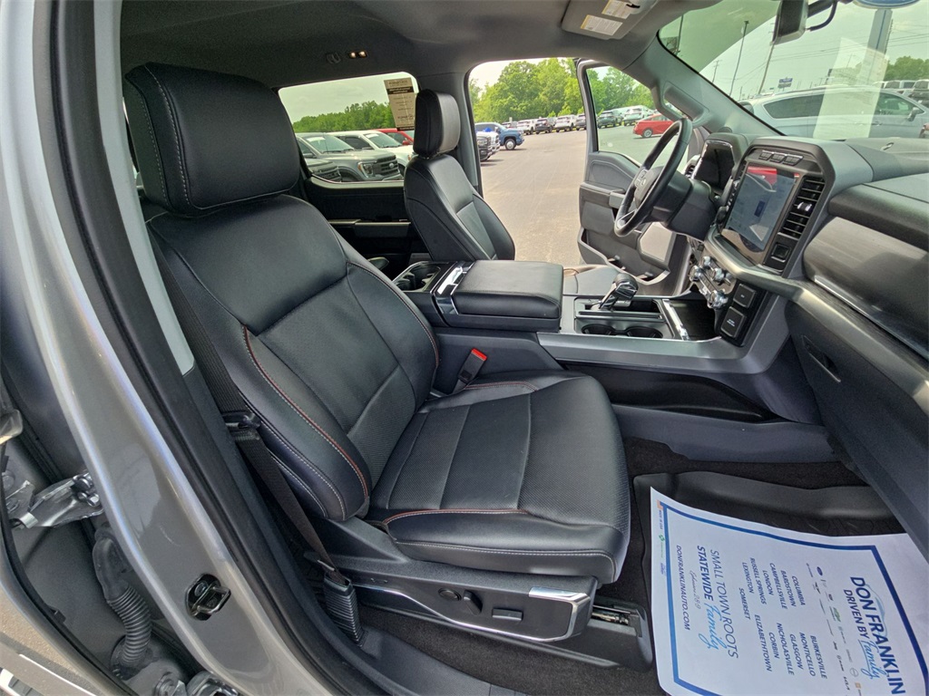 2022 Ford F-150 Lariat photo 30