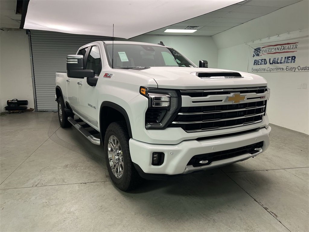 2026 Chevrolet Silverado 3500HD LT's photo