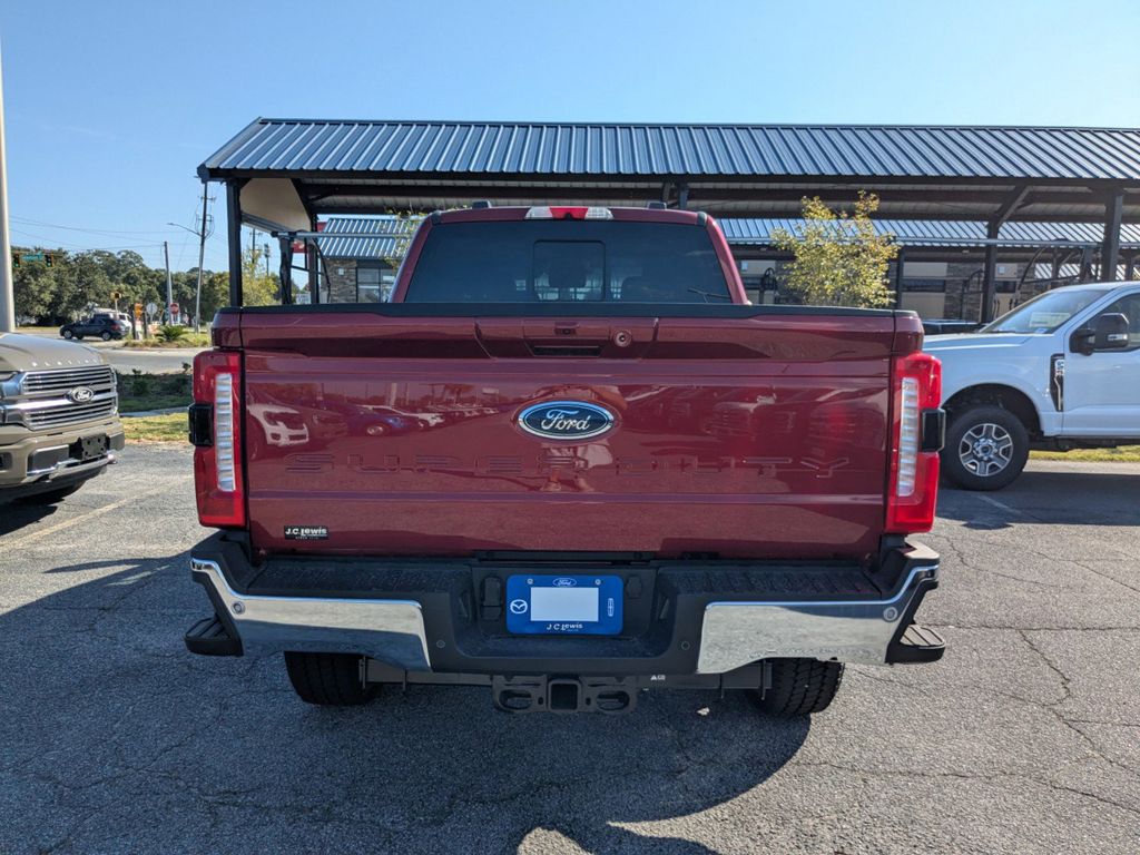 2025 Ford F-350 Lariat photo 5