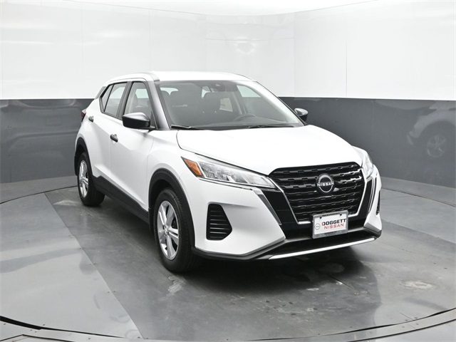 2025 Nissan Kicks Play S photo 22