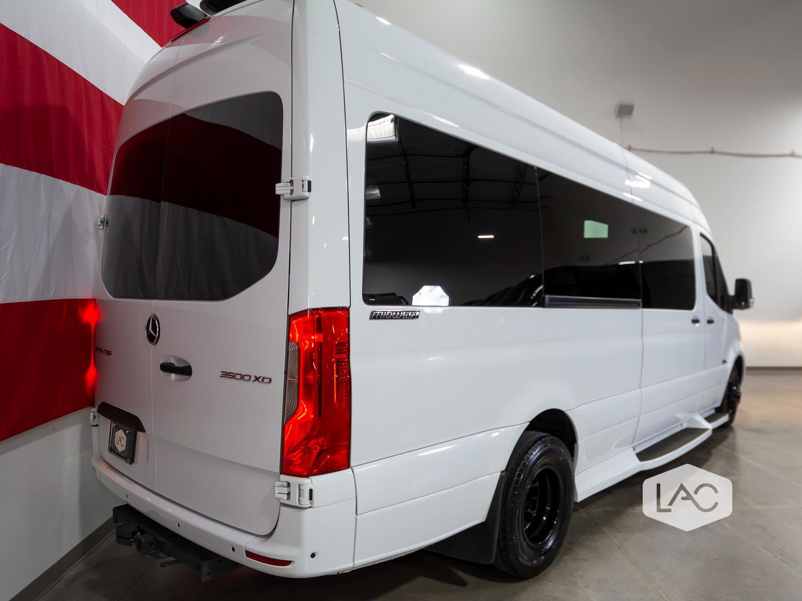 2021 Mercedes Benz Sprinter Crew Van photo 19