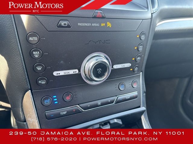 2020 Ford Edge ST photo 14