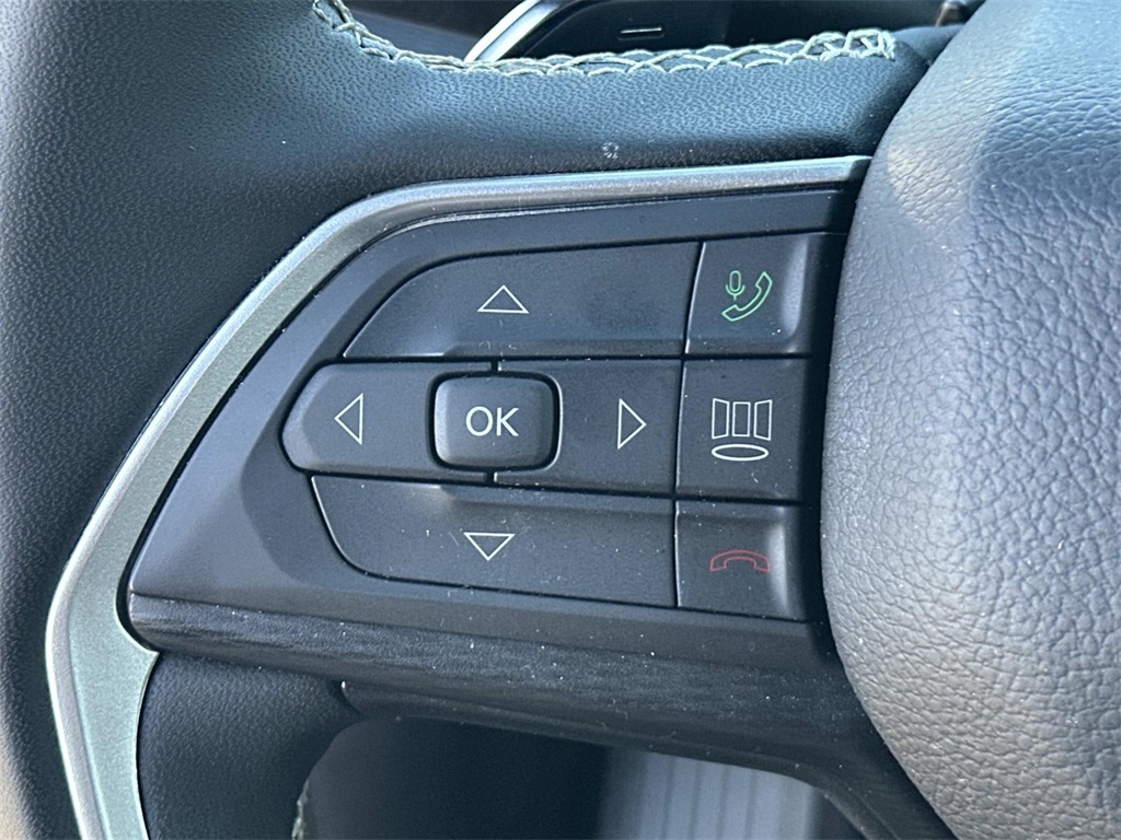 2025 Jeep Grand Cherokee Laredo photo 23