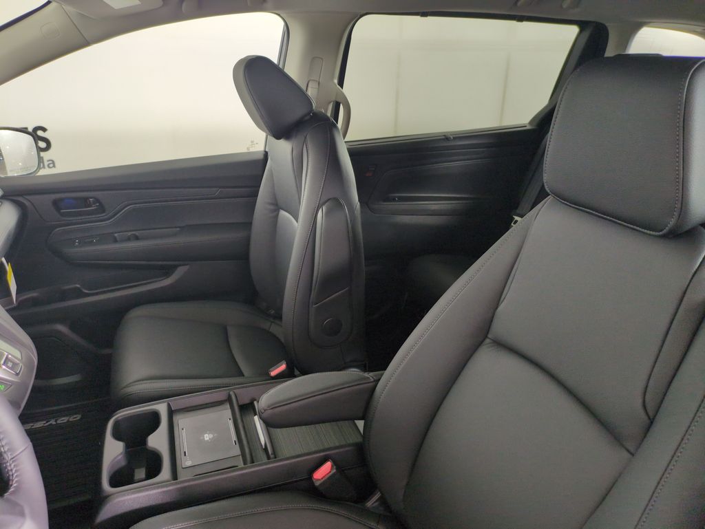2026 Honda Odyssey EX-L photo 8