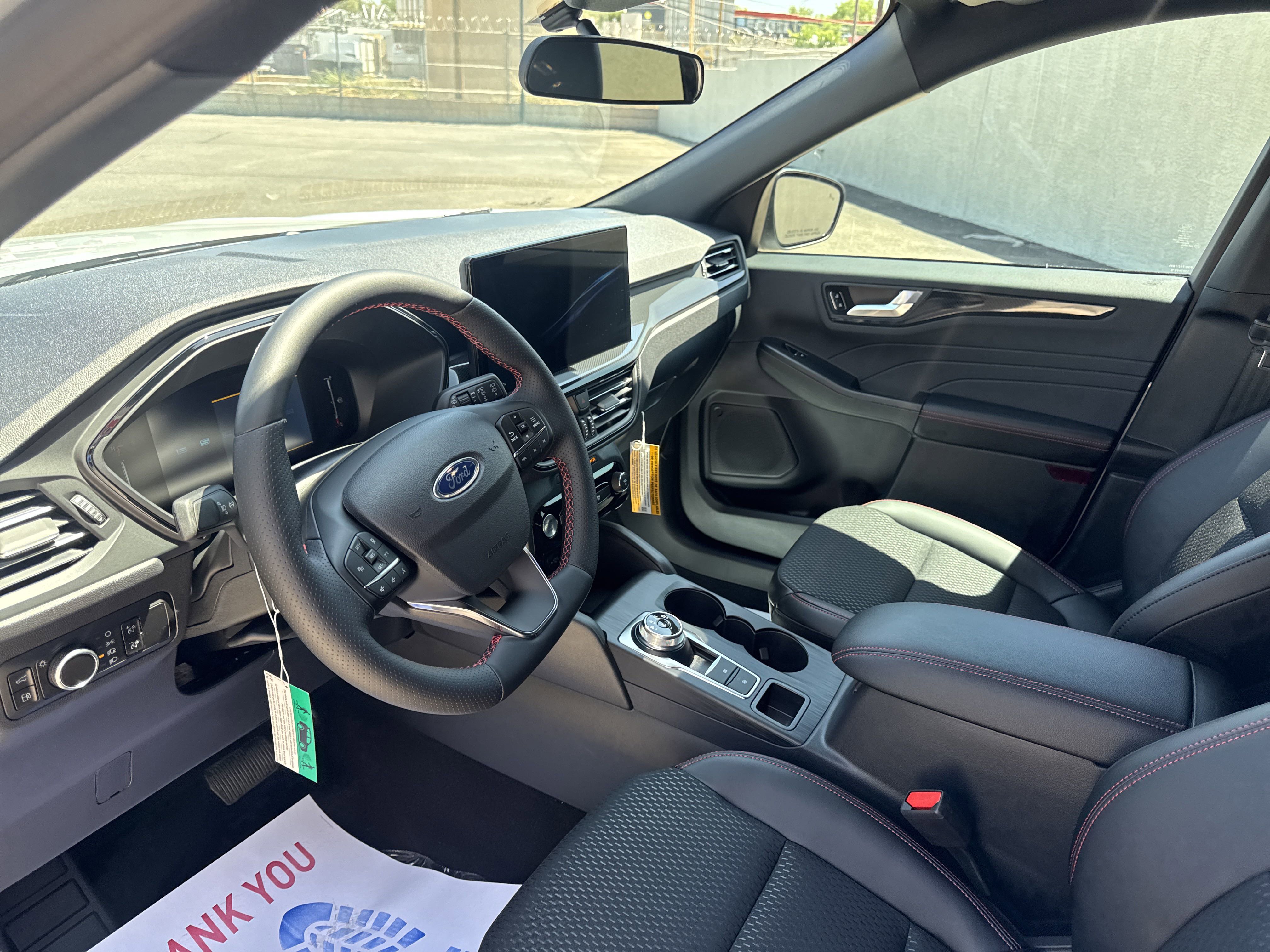 2025 Ford Escape ST-Line photo 10