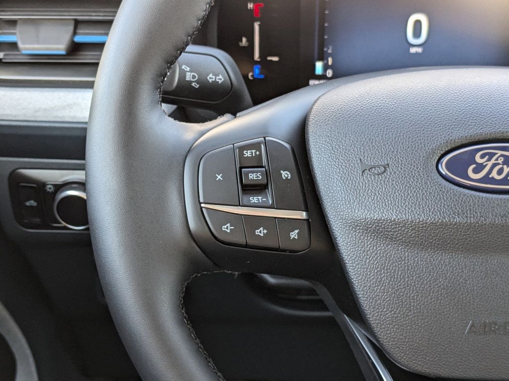 2025 Ford Maverick XLT photo 24