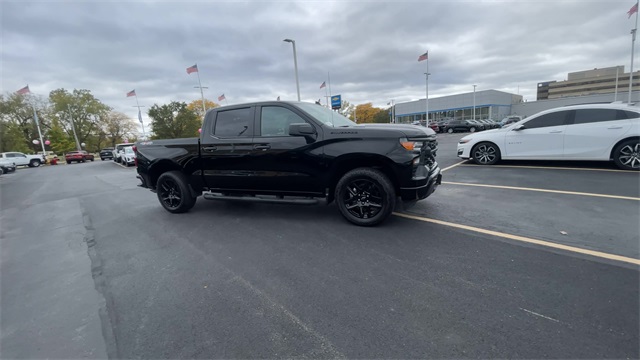 2024 CHEVROLET SILVERADO - Image 4