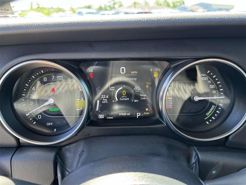 2022 Jeep Wrangler Unlimited Sahara 4xe photo 24