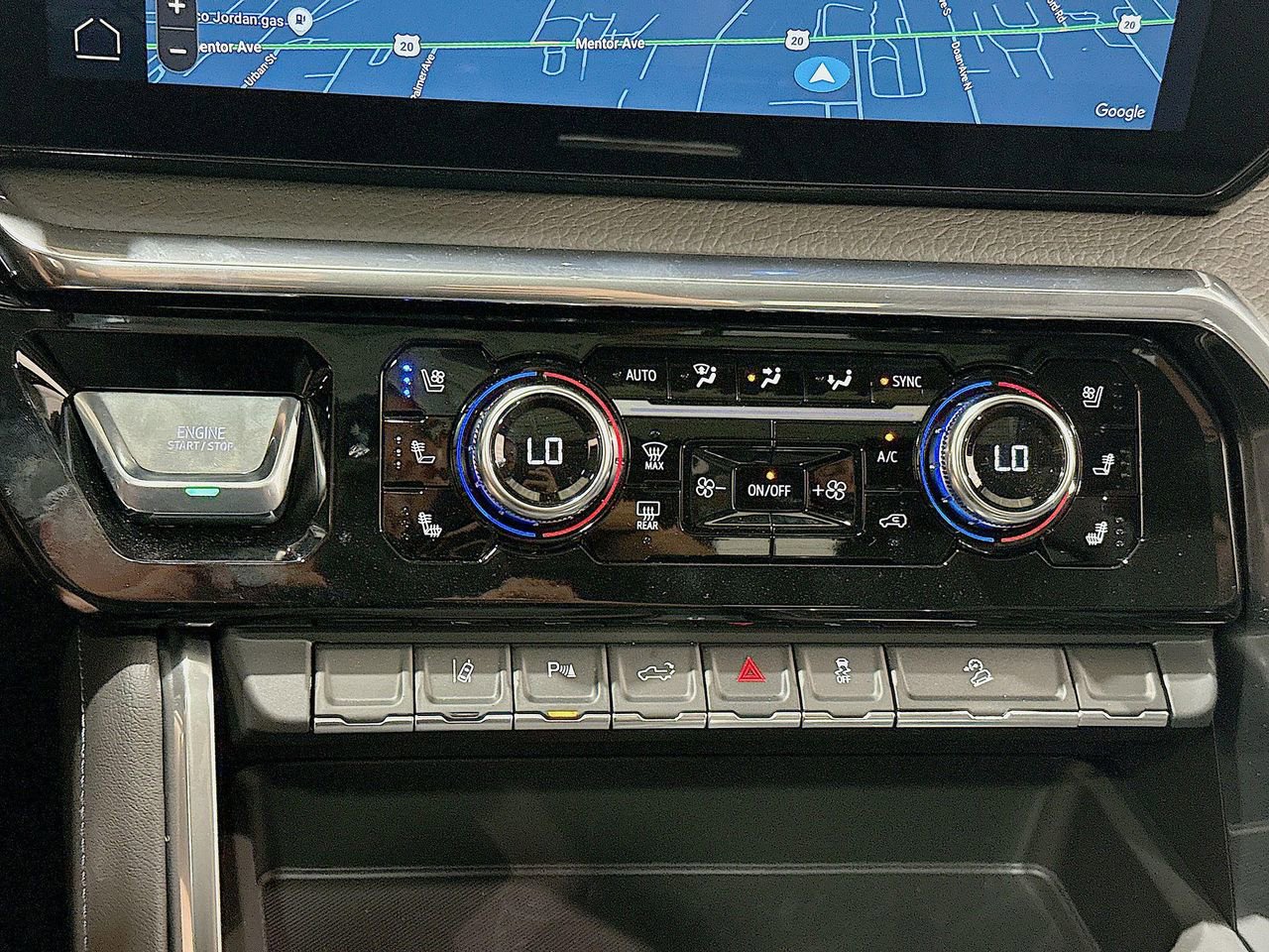 2026 Gmc Sierra 2500 HD Denali photo 16