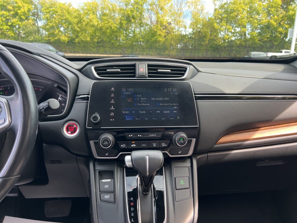 2018 Honda CR-V Touring photo 15