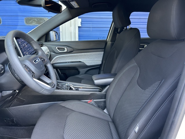 2023 Jeep Compass Sport photo 12