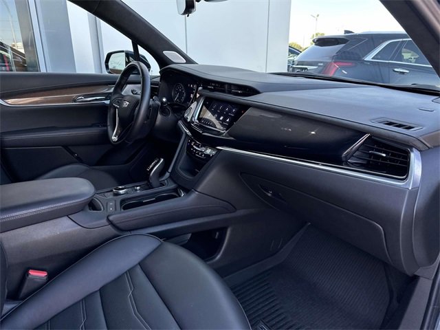 2025 Cadillac XT6 Premium Luxury photo 17