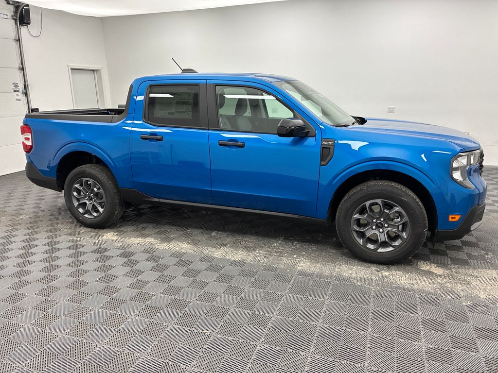 2025 Ford Maverick XLT photo 8