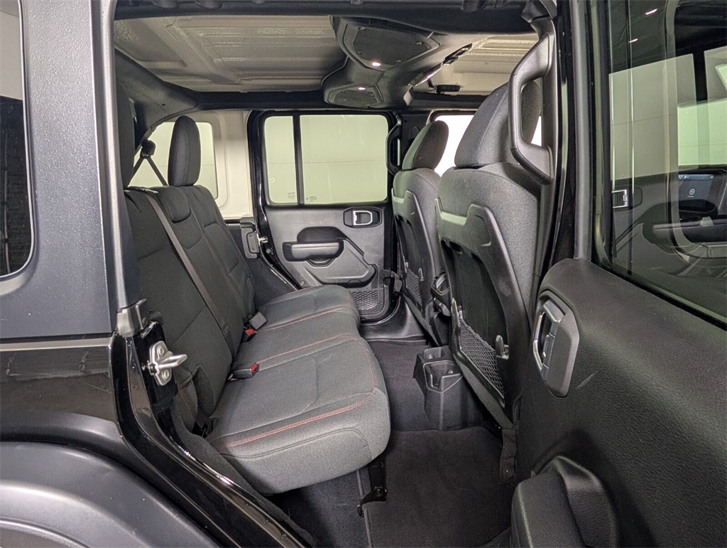 2024 Jeep Wrangler Rubicon photo 5